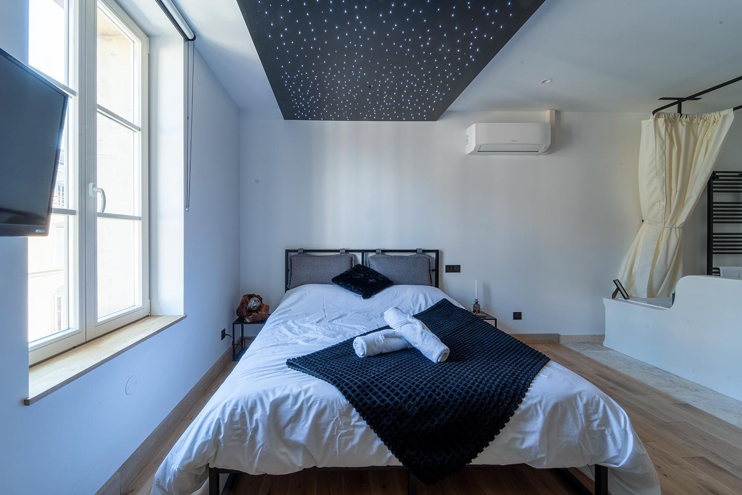 Appartement La Nuit Sous Les Etoiles à Nancy Extérieur photo