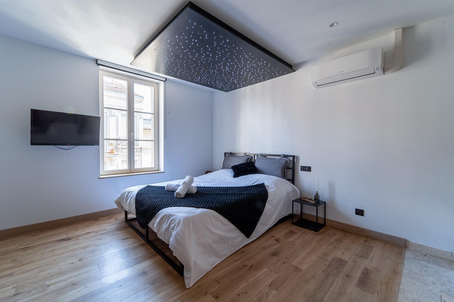 Appartement La Nuit Sous Les Etoiles à Nancy Extérieur photo
